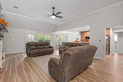 3137 Shoreline Drive, Burleson, TX 76028 - Photo 8