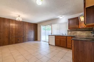 209 Pebblebrook St, Arlington, TX 76014 - Photo 10