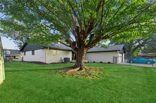 2133 Oak Valley Ln, Dallas, TX 75232 - Photo 32