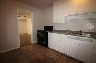 5020 Cedar Hill Rd, Fort Worth, TX 76116 - Photo 4