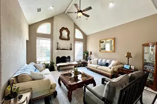 7013 Tremont Ln, Rowlett, TX 75089 - Photo 4