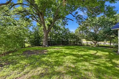 754 N Main Drive, Van Alstyne, TX 75495 - Photo 6
