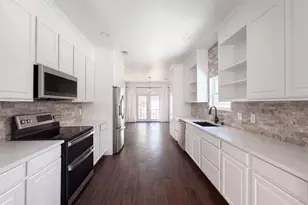 1905 Prospect Ln, Providence Village, TX 76227 - Photo 2