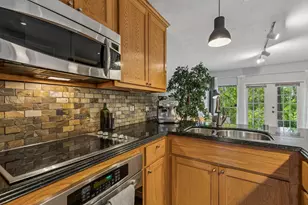 9801 Royal Ln, Dallas, TX 75231 - Photo 18