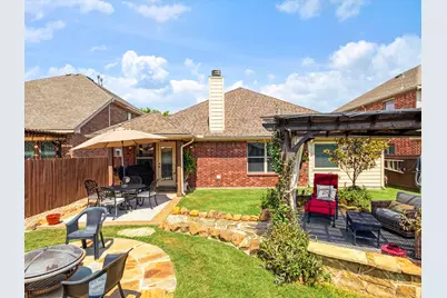 2703 Cove Drive, Grand Prairie, TX 75054 - Photo 22