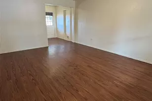 1217 Narrow Ln, Red Oak, TX 75154 - Photo 2