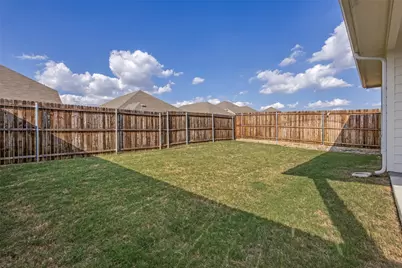 610 Hemingway Lane, Lowry Crossing, TX 75069 - Photo 24