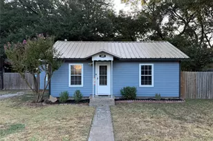 309 S Main St, Rising Star, TX 76471 - Photo 2