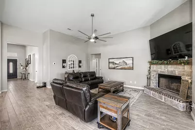 198 Spanish Moss Trail, Rhome, TX 76078 - Photo 10