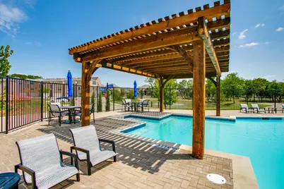 935 Ponds Edge Lane, Euless, TX 76040 - Photo 6
