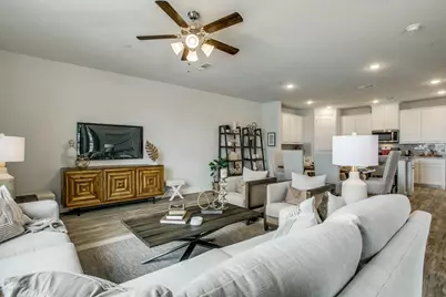 935 Ponds Edge Lane, Euless, TX 76040 - Photo 14