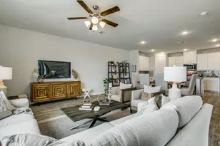 935 Ponds Edge Ln, Euless, TX 76040 - Photo 14