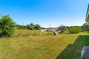 2128 Christine Dr, Granbury, TX 76048 - Photo 26