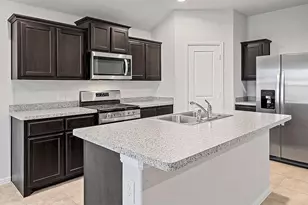 637 Cofer Wy, Fort Worth, TX 76131 - Photo 2