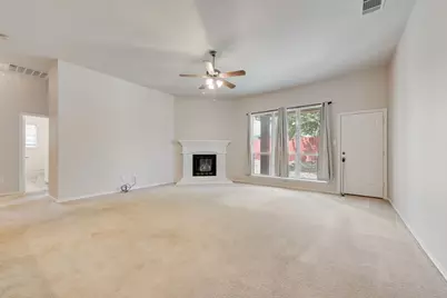 1113 Noblewood Drive, Glenn Heights, TX 75154 - Photo 10