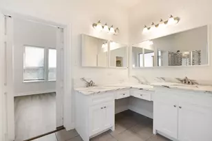 703 Waterlane Dr, Mansfield, TX 76063 - Photo 12
