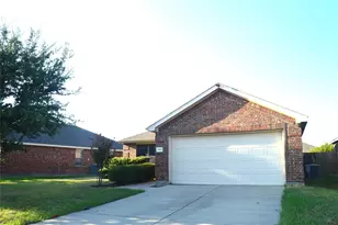 145 Meadow Crest Dr, Princeton, TX 75407 - Photo 2