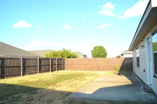 145 Meadow Crest Dr, Princeton, TX 75407 - Photo 24