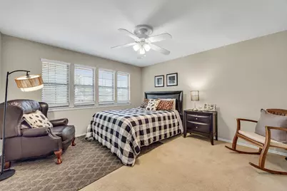 1121 Derbyshire Place, Carrollton, TX 75007 - Photo 34