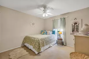 1121 Derbyshire Pl, Carrollton, TX 75007 - Photo 30