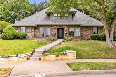 1121 Derbyshire Place, Carrollton, TX 75007 - Photo 1