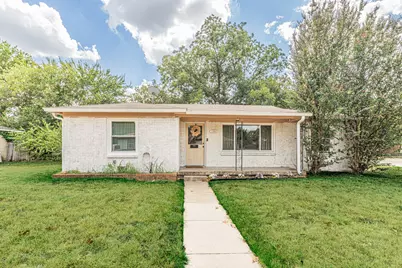 5761 Tracyne Drive, Westworth Village, TX 76114 - Photo 2