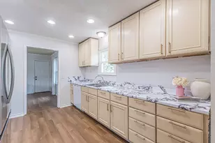 5761 Tracyne Dr, Westworth Village, TX 76114 - Photo 12