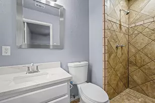 1729 W Doyle St, Granbury, TX 76048 - Photo 20
