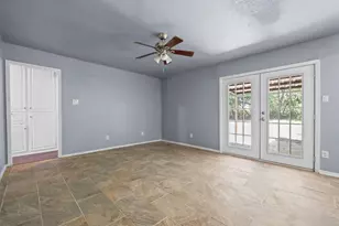 1729 W Doyle St, Granbury, TX 76048 - Photo 6