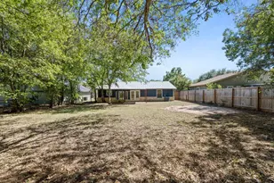1729 W Doyle St, Granbury, TX 76048 - Photo 34