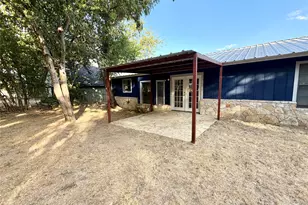 1729 W Doyle St, Granbury, TX 76048 - Photo 26