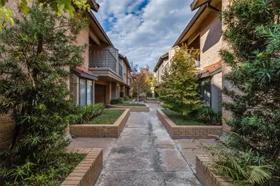 3801 Gilbert Avenue #M, Dallas, TX 75219 - Photo 2