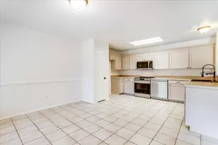 1025 Jessica Dr, Burleson, TX 76028 - Photo 10