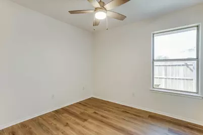 1025 Jessica Drive, Burleson, TX 76028 - Photo 24