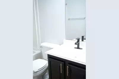 244 Turnberry Lane, Lewisville, TX 75067 - Photo 22