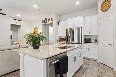 732 Vaquero Street, White Settlement, TX 76108 - Photo 6