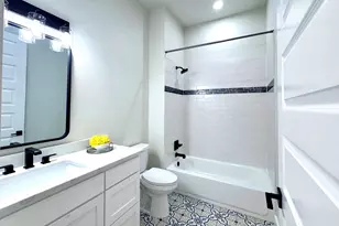 2402 Amesbury Dr, Midlothian, TX 76065 - Photo 22