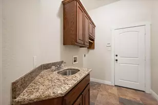 2509 Thoroughbred Ln, Mansfield, TX 76063 - Photo 32