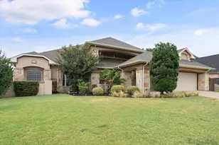 2509 Thoroughbred Ln, Mansfield, TX 76063 - Photo 4