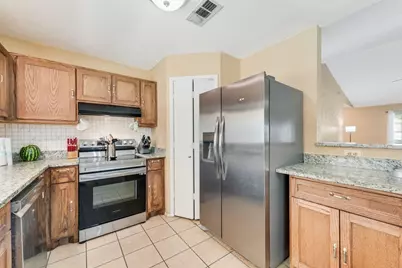2617 Winslow Drive, Grand Prairie, TX 75052 - Photo 12