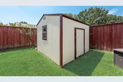 2617 Winslow Drive, Grand Prairie, TX 75052 - Photo 22