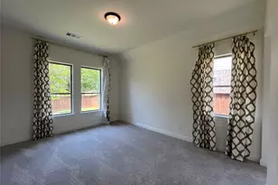 2403 Royal Dove Ln, Mansfield, TX 76063 - Photo 18