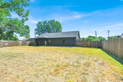 928 Country Club Road, Cleburne, TX 76033 - Photo 30