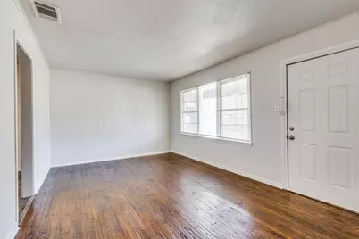 4256 Standish Road, Fort Worth, TX 76133 - Photo 2