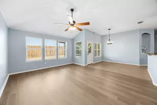 15533 Adlong Dr, Fort Worth, TX 76262 - Photo 2