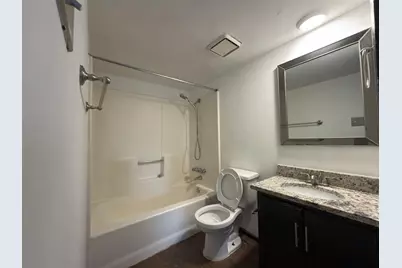 2007 S Ervay Street #2007-200, Dallas, TX 75215 - Photo 6