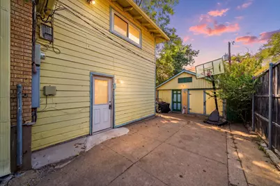 2807 Cain Boulevard, Dallas, TX 75211 - Photo 18