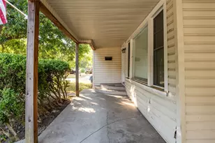 121 W Damon St, Terrell, TX 75160 - Photo 4