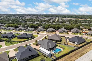 804 Gallant Fox, Hewitt, TX 76643 - Photo 36