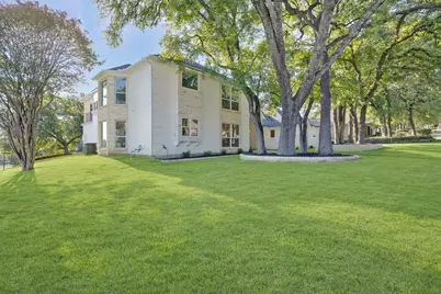 801 Highwoods Trail, Fort Worth, TX 76112 - Photo 36